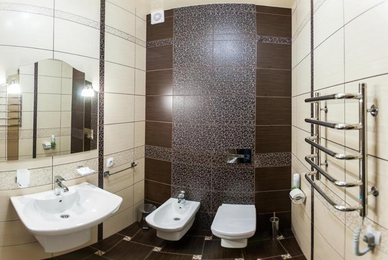 Отель "София" Vinnytsja Buitenkant foto